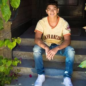 Meet your Posher, Jose